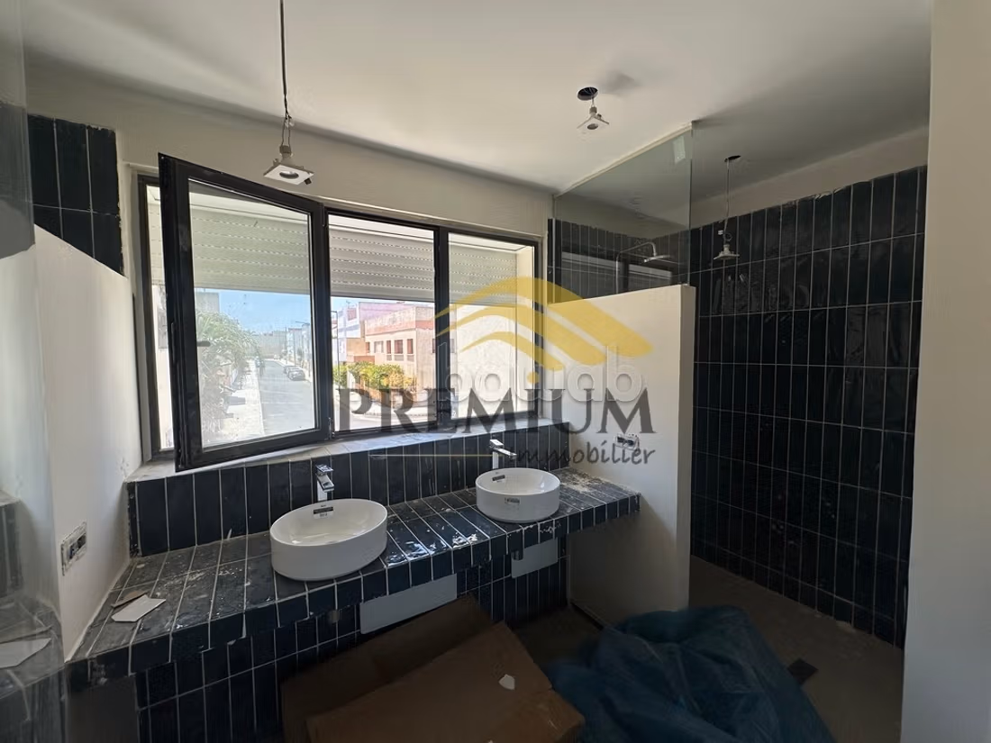 Fully renovated villa with a superb view