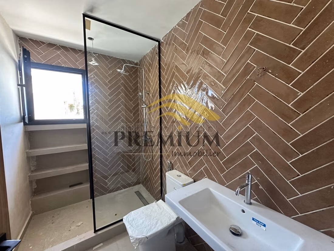 Fully renovated villa with a superb view