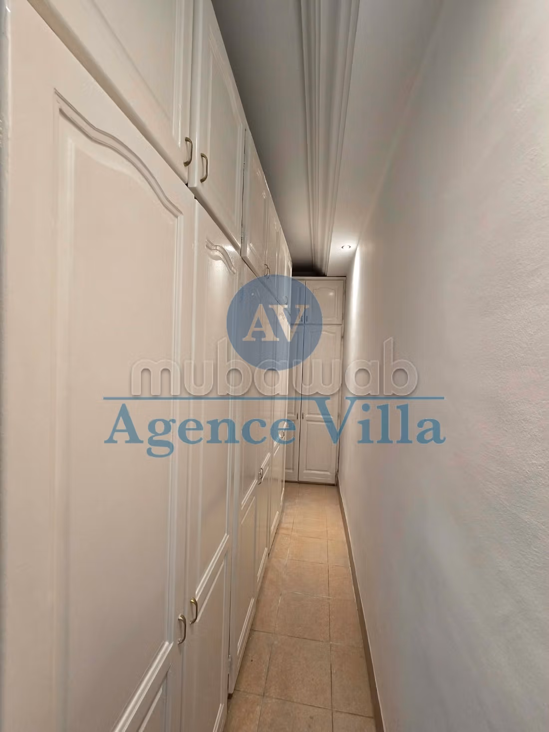 A louer une villa s3 avec jardin à la Soukra
