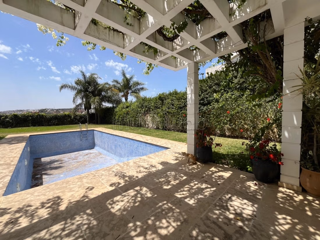 Villa en venta en Jbel Kbir