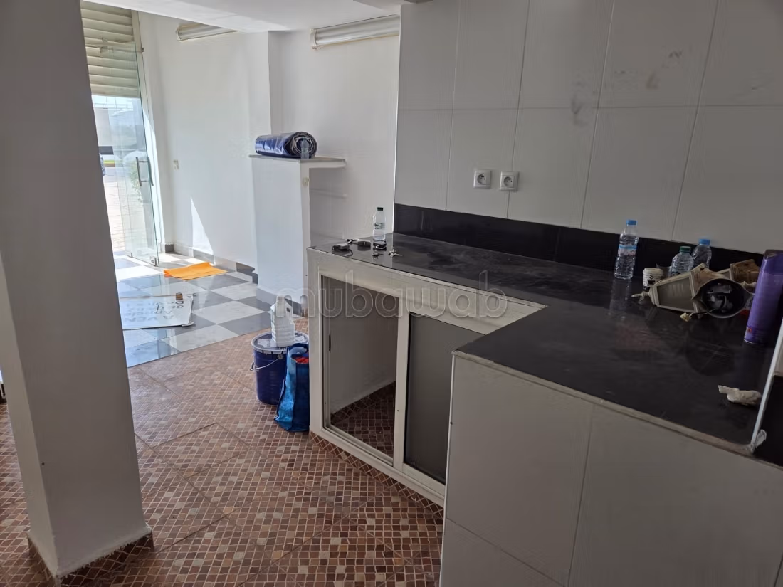 Local comercial a la venta en Sala Al Jadida – 60 m²