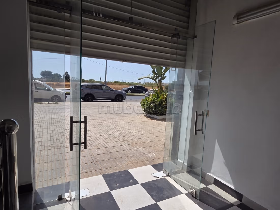 Local comercial a la venta en Sala Al Jadida – 60 m²