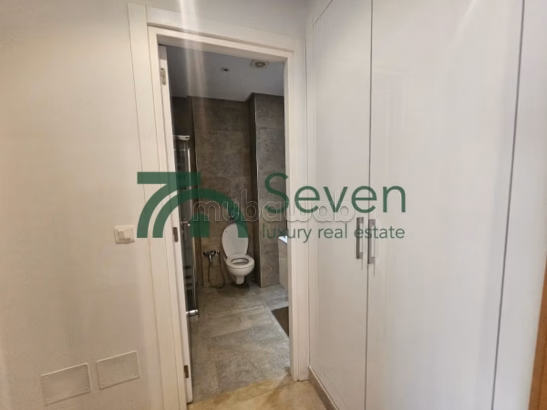 Empty S1 apartment in La Soukra