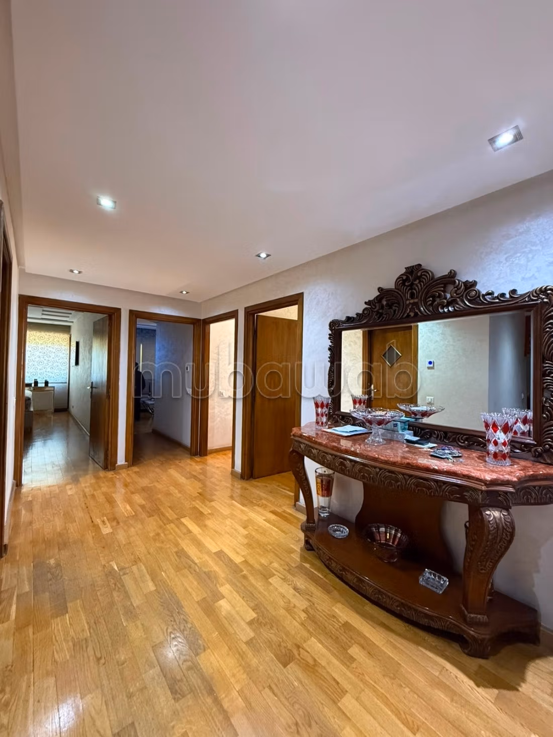 Superbe appartement à vendre haut Agdal.
Superficie 155 m².
Terrasse et ascenseur — 4