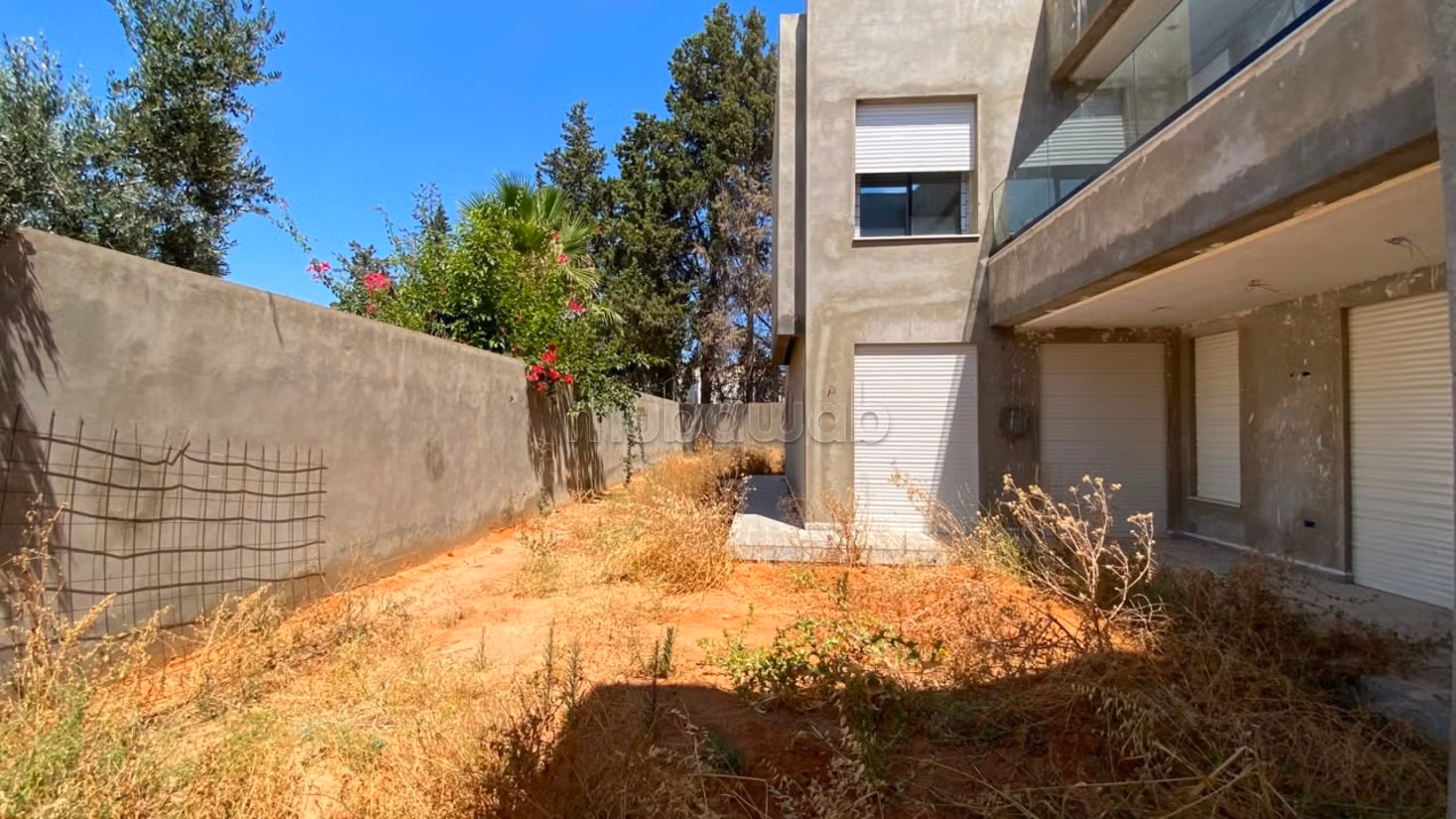 Villa incompiuta in vendita in S4 a Riadh Andalous