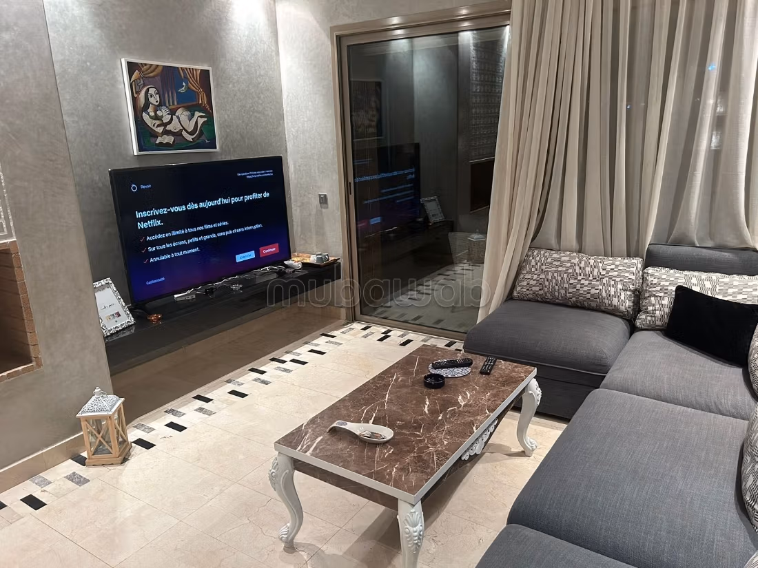 Bel appartement en location à Agdal.
3 pièces.
Meublé — 3