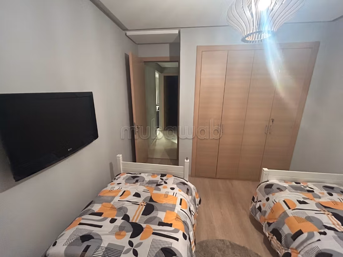 Bel appartement en location à Agdal.
3 pièces.
Meublé — 5