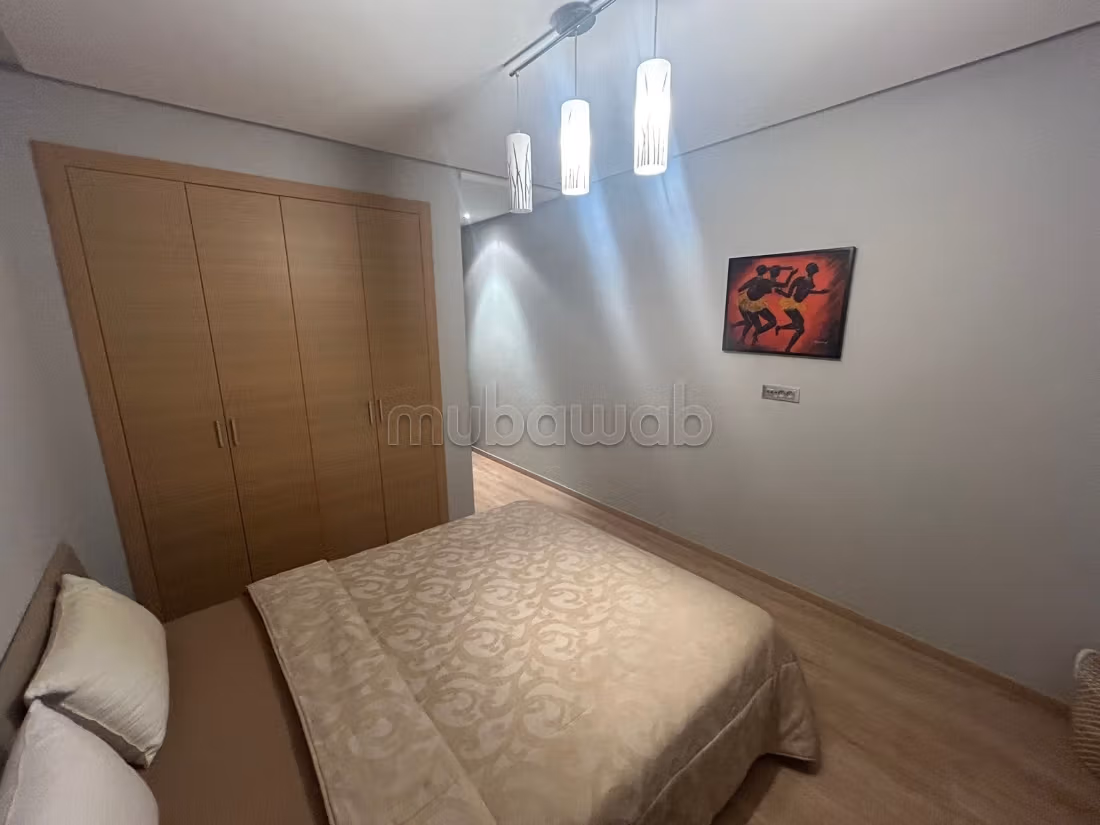 Bel appartement en location à Agdal.
3 pièces.
Meublé — 6
