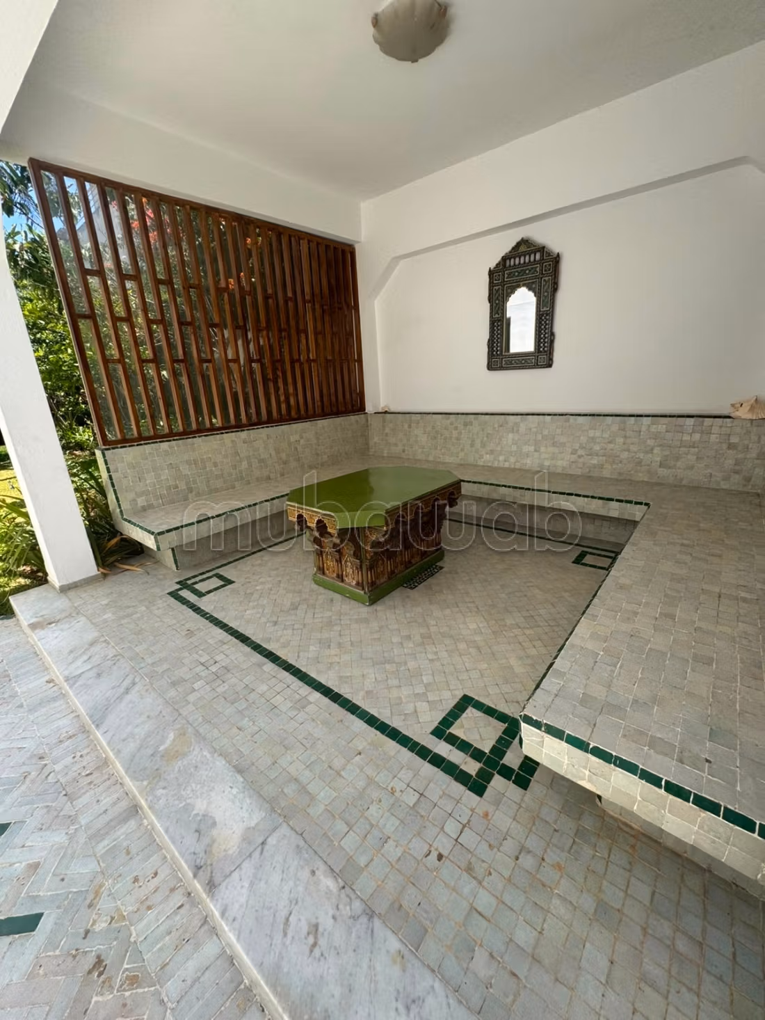 Triplex a la location vide a anfa 28000dh