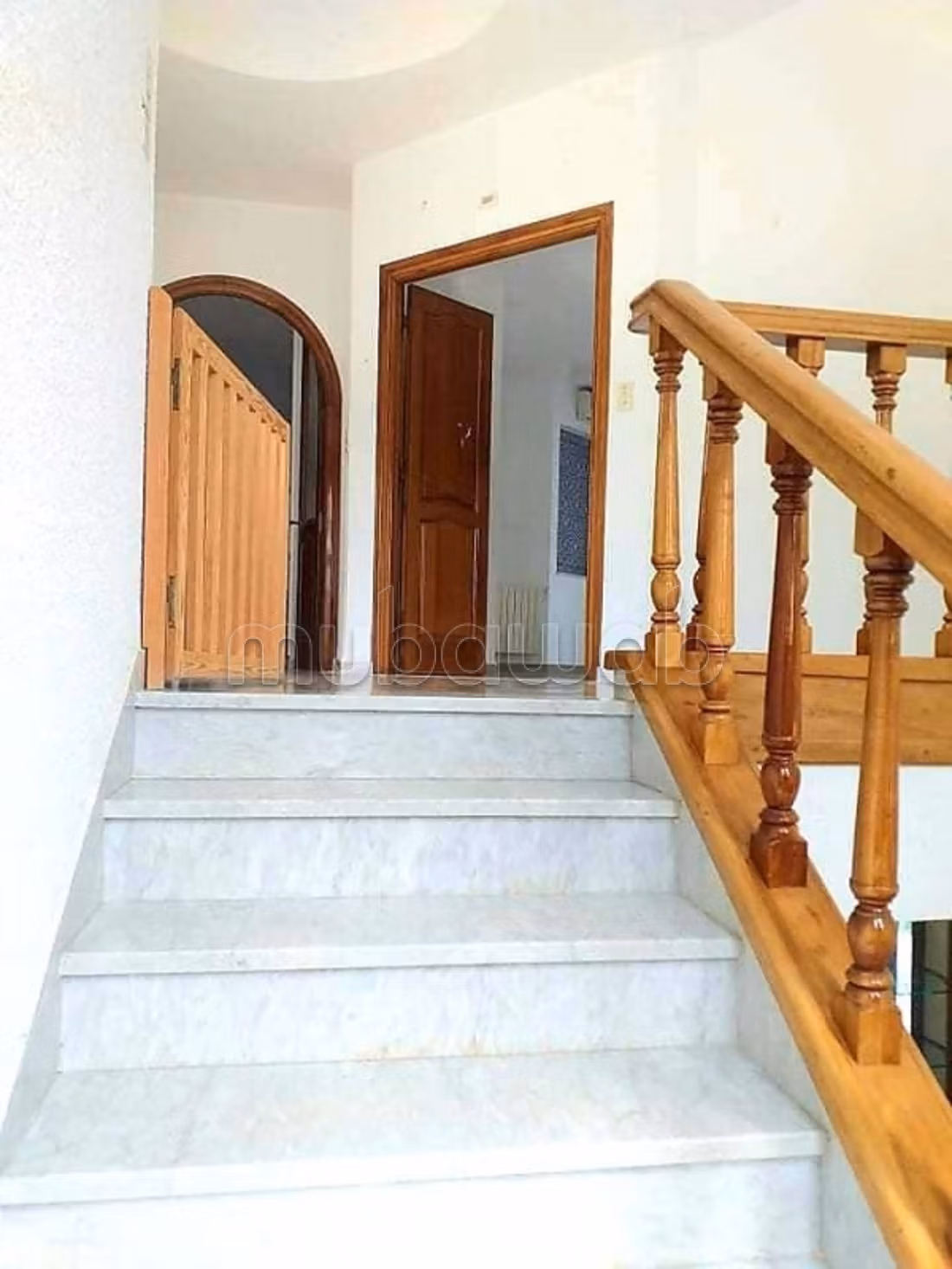 Una villa con piscina a La Marsa