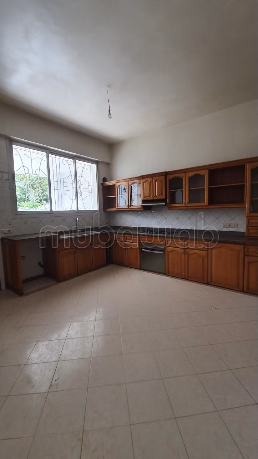 Bellissima villa in affitto a Ain Diab