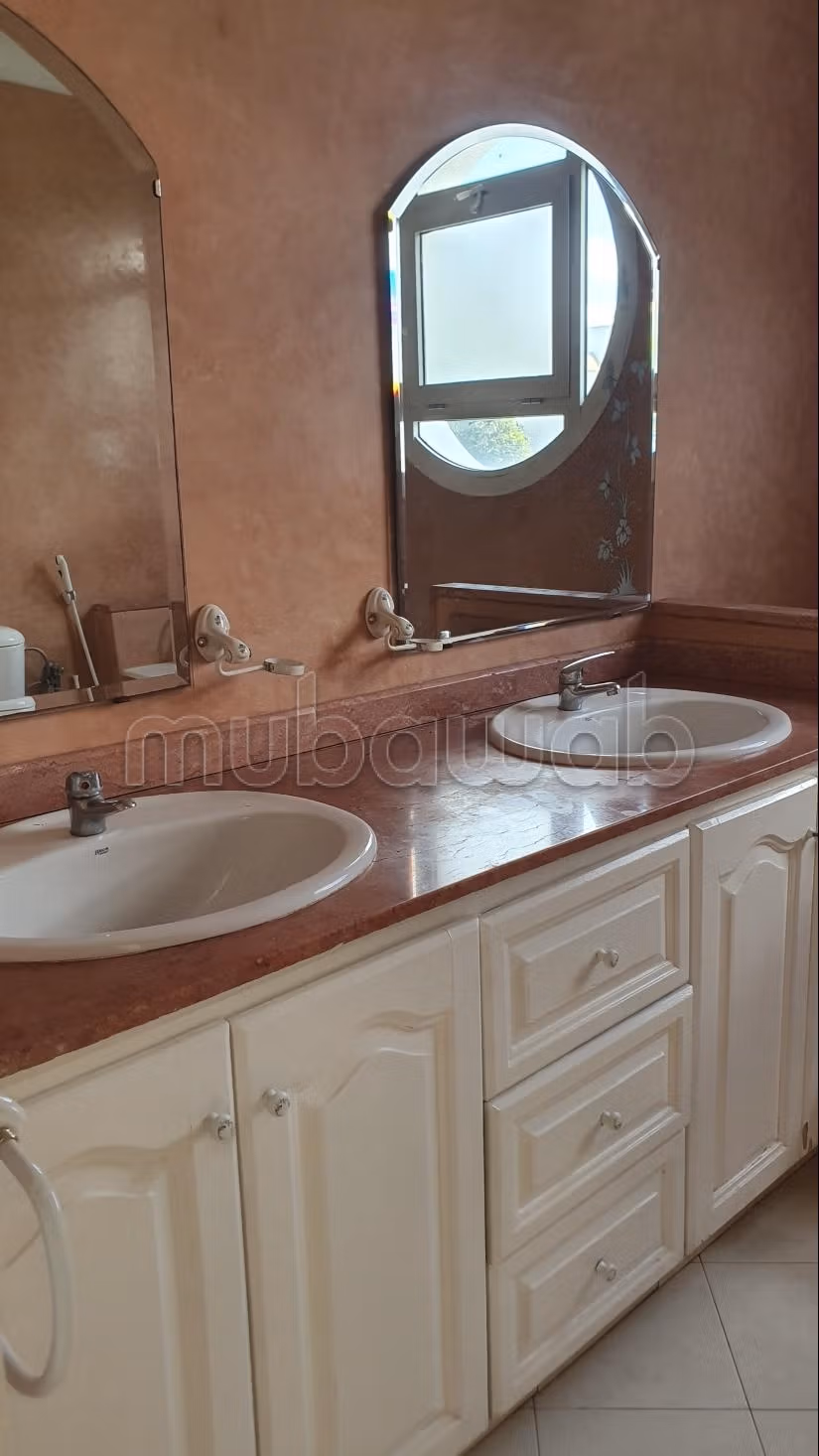 Bellissima villa in affitto a Ain Diab