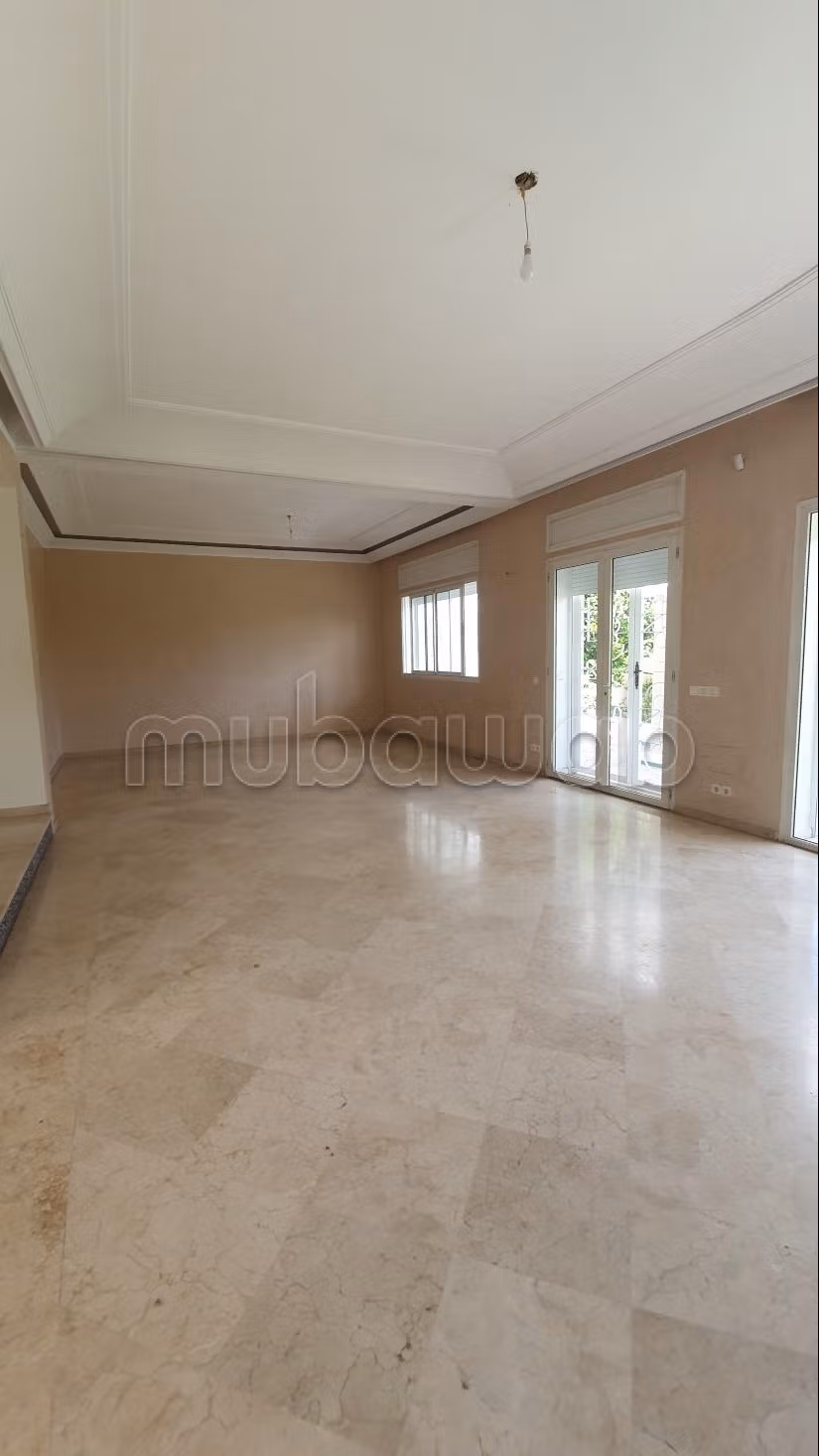 Bellissima villa in affitto a Ain Diab