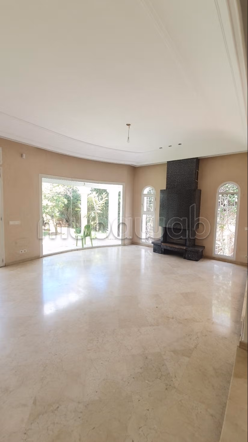 Bellissima villa in affitto a Ain Diab