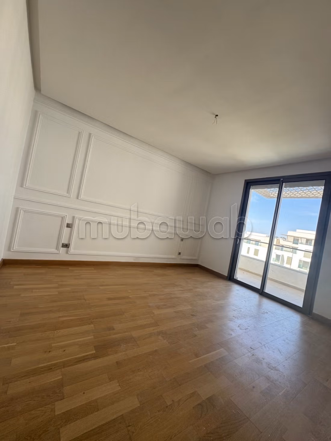 Louez cet appartement à Souissi. 2 chambres agréables. Fenêtres double vitrage et chauffage central — 2