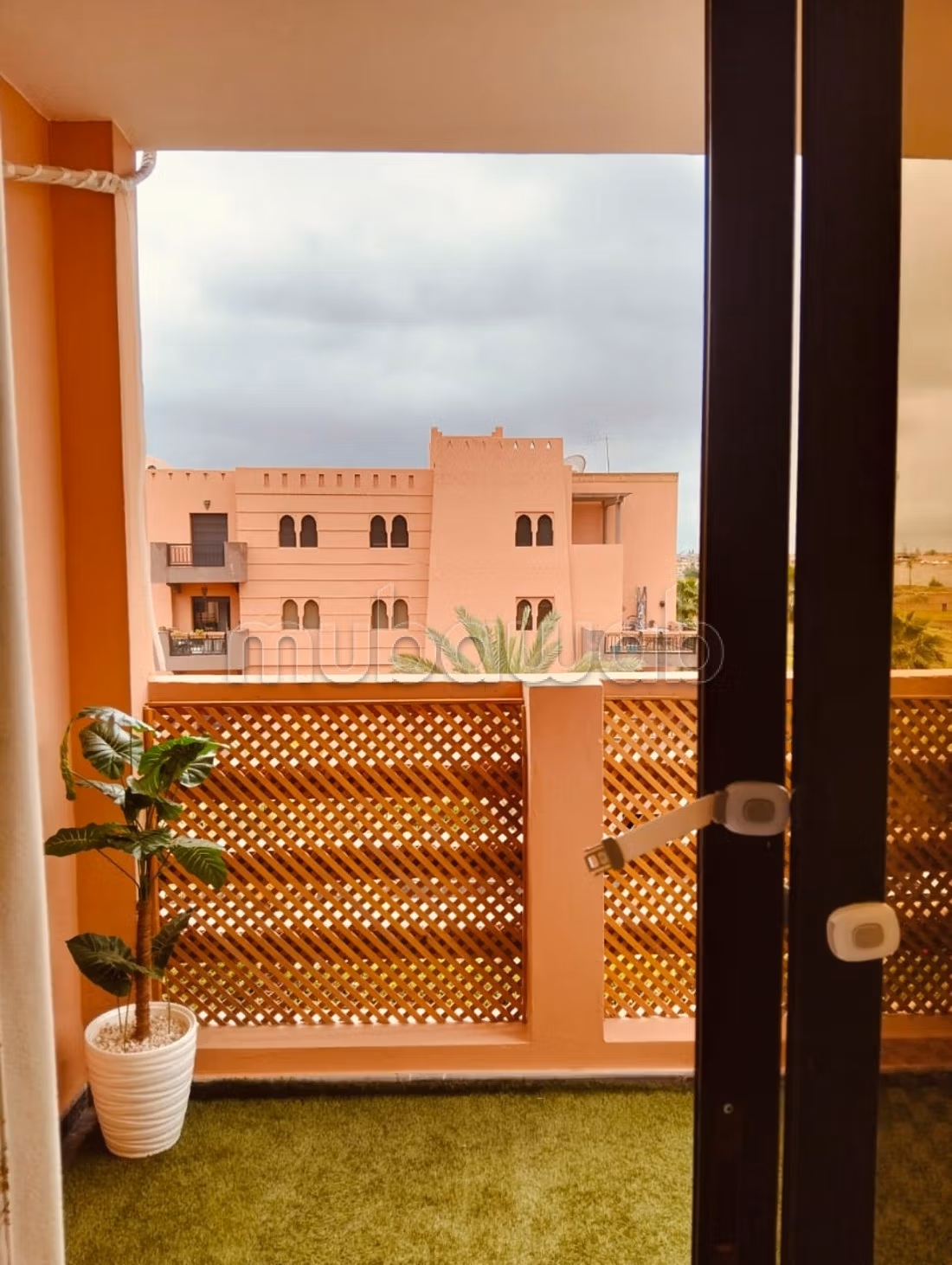 Superbe appartement meublé 2 chambres avec piscine – Route de Fès, Marrakech — 2
