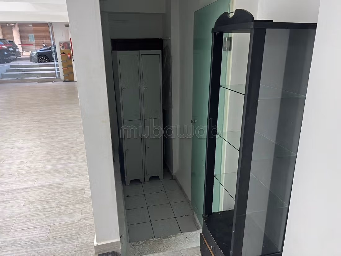 Local comercial premium de 216 m2, cerca del blv AnfA,