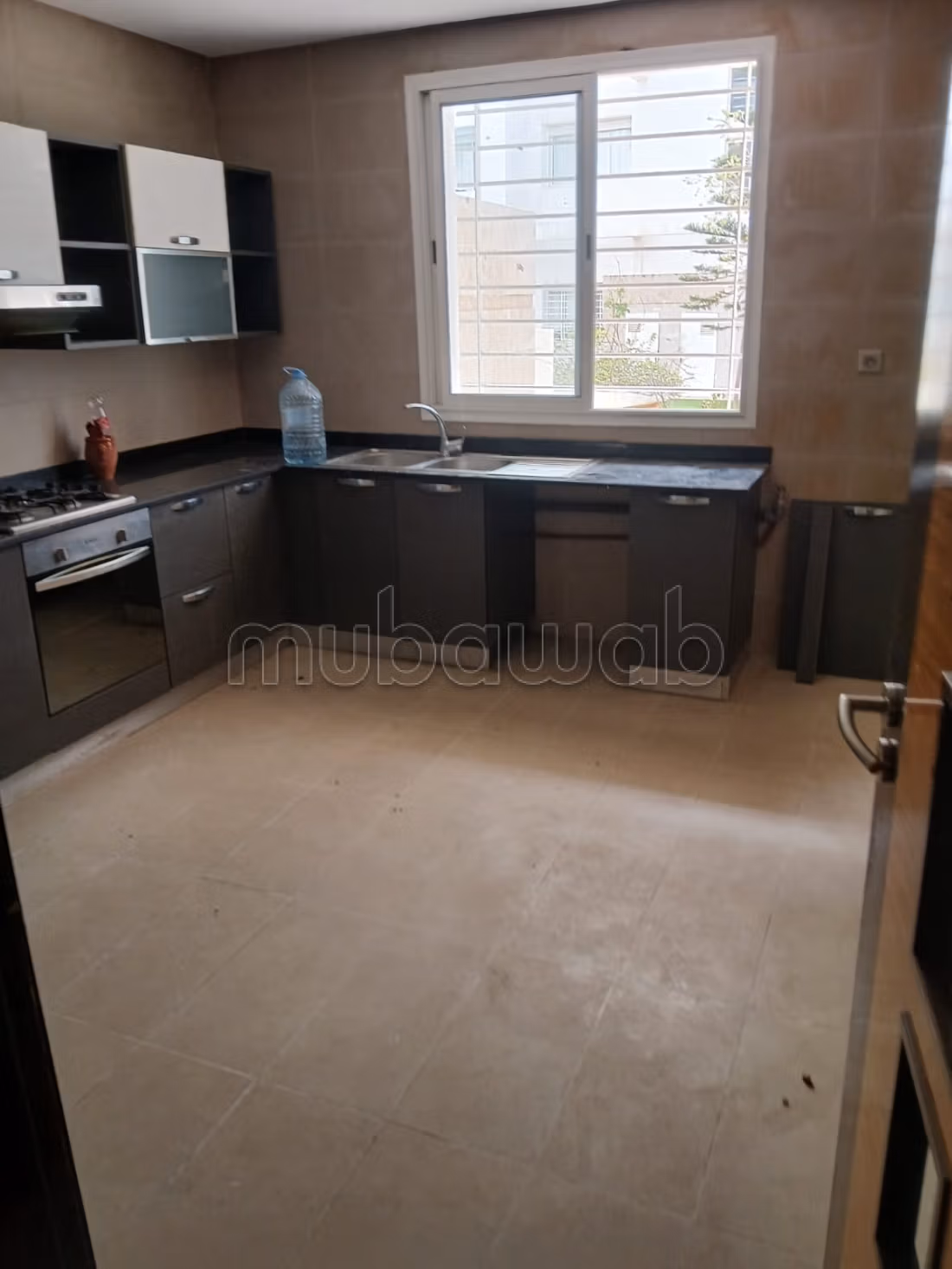 Superbe appartement à louer à Prestigia 
Hay riad