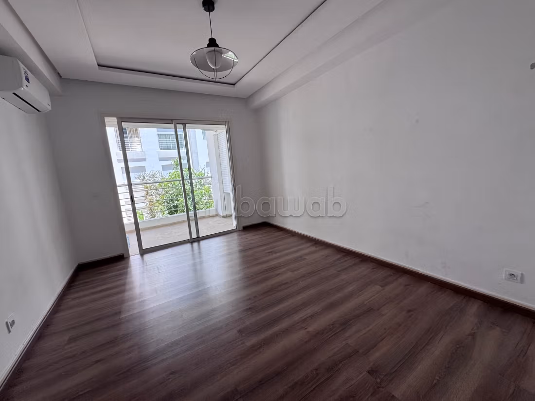 Très bel appartement en location à Riyad. 3 belles chambres. Conciergerie à disposition, système de climatisation — 4
