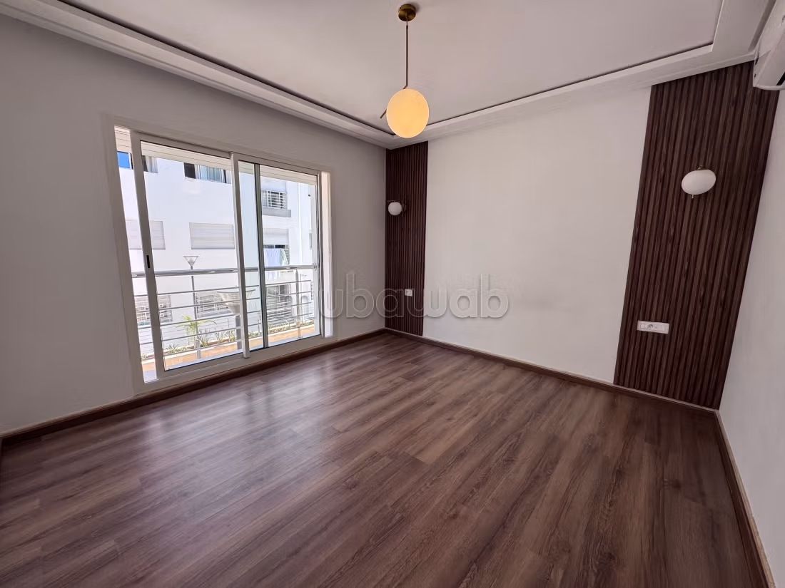 Très bel appartement en location à Riyad. 3 belles chambres. Conciergerie à disposition, système de climatisation — 6
