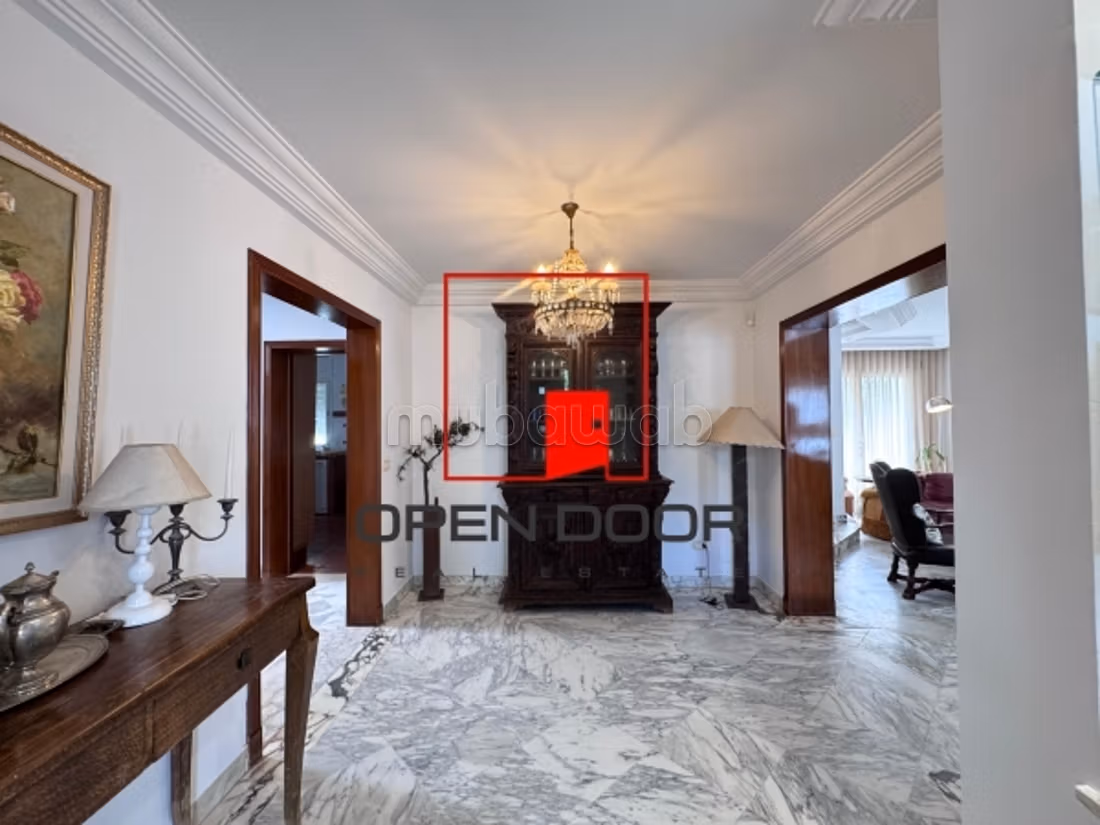 Affitto Annuale Superba Villa S4 Arredata a Città