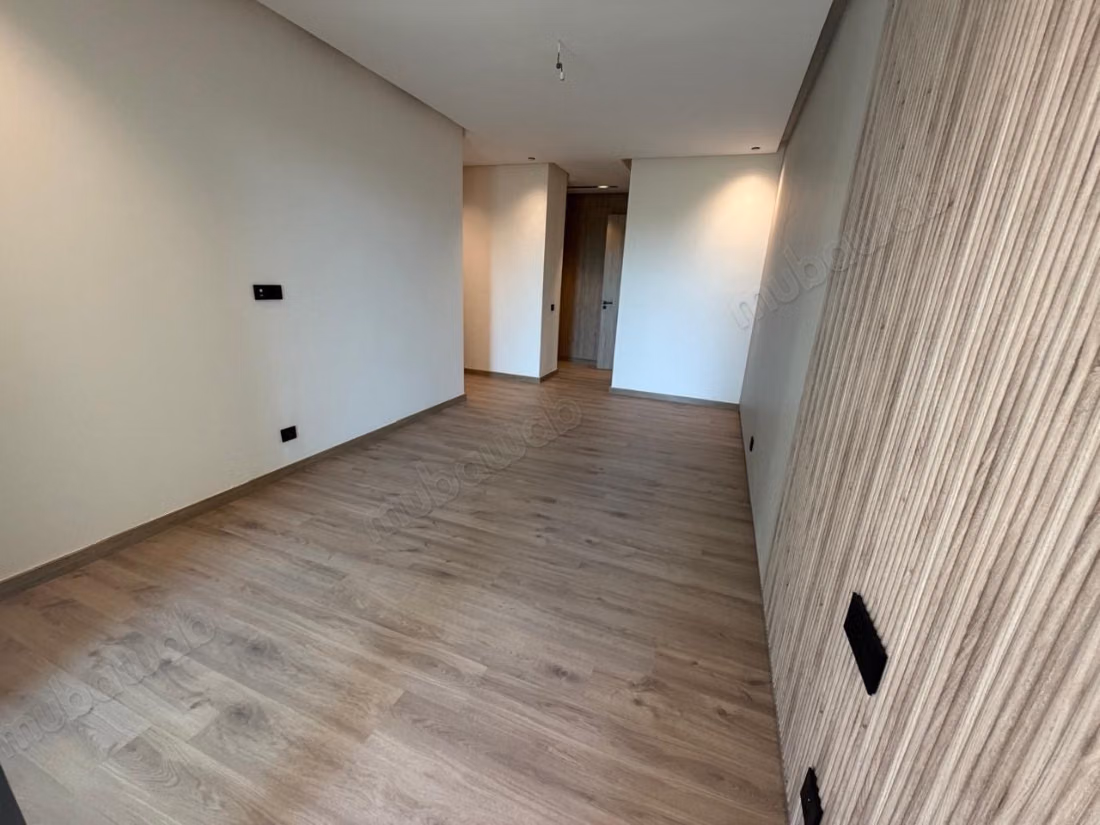 148m² duplex for rent in Souissi RABAT