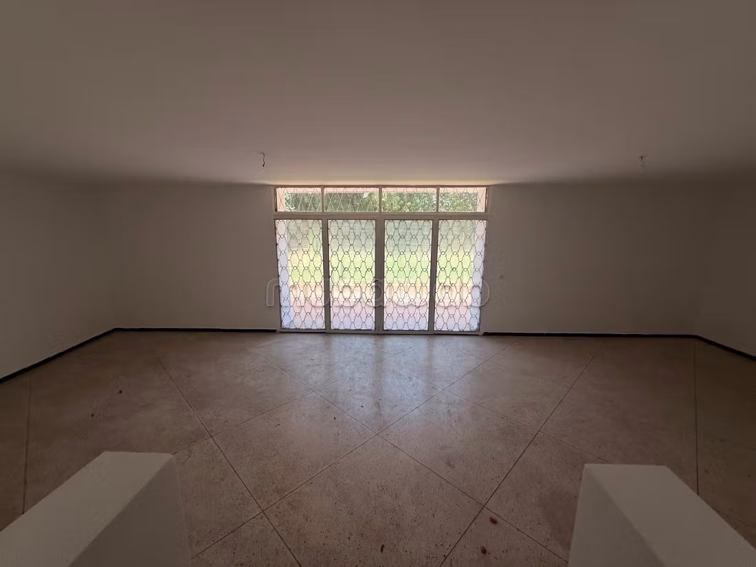 Villa usage BUREAU en location à HASSAN