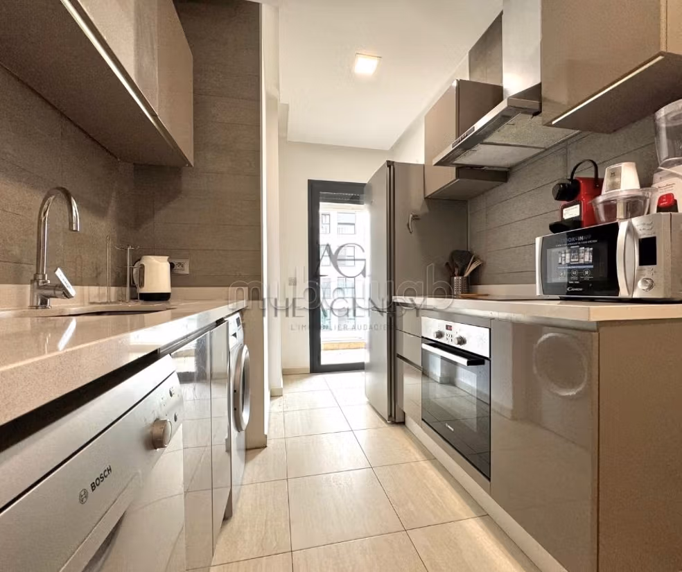 CFC rès bel appartement meublé à louer — 4