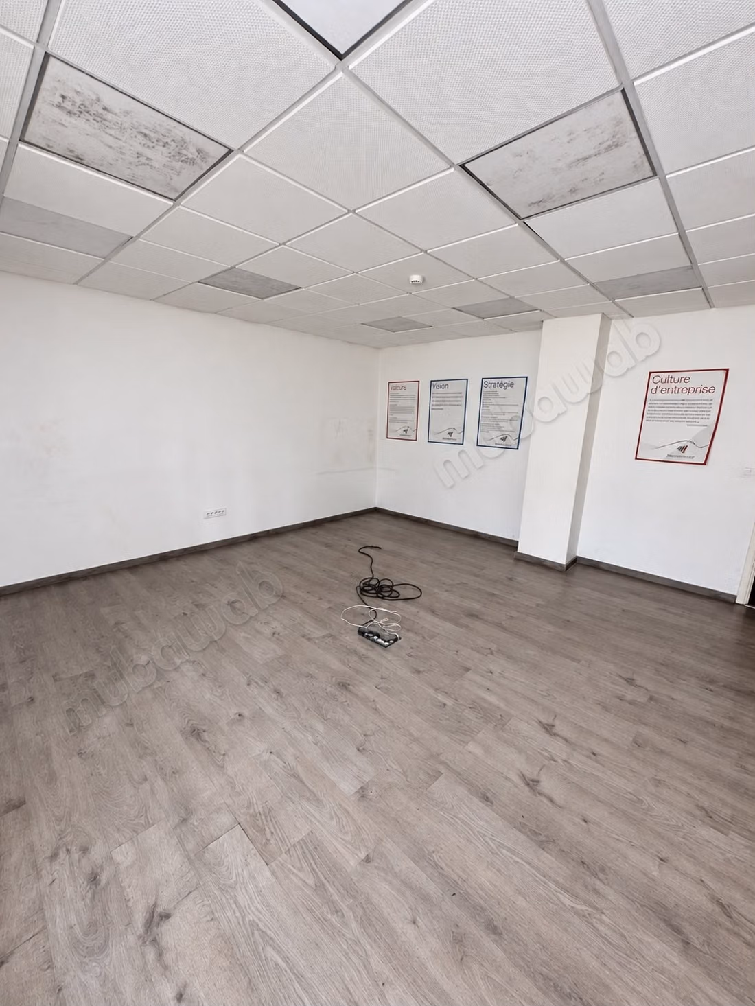 Premium Professioneel Kantoor van 239 m² te koop – Mohammed V Avenue, Tanger