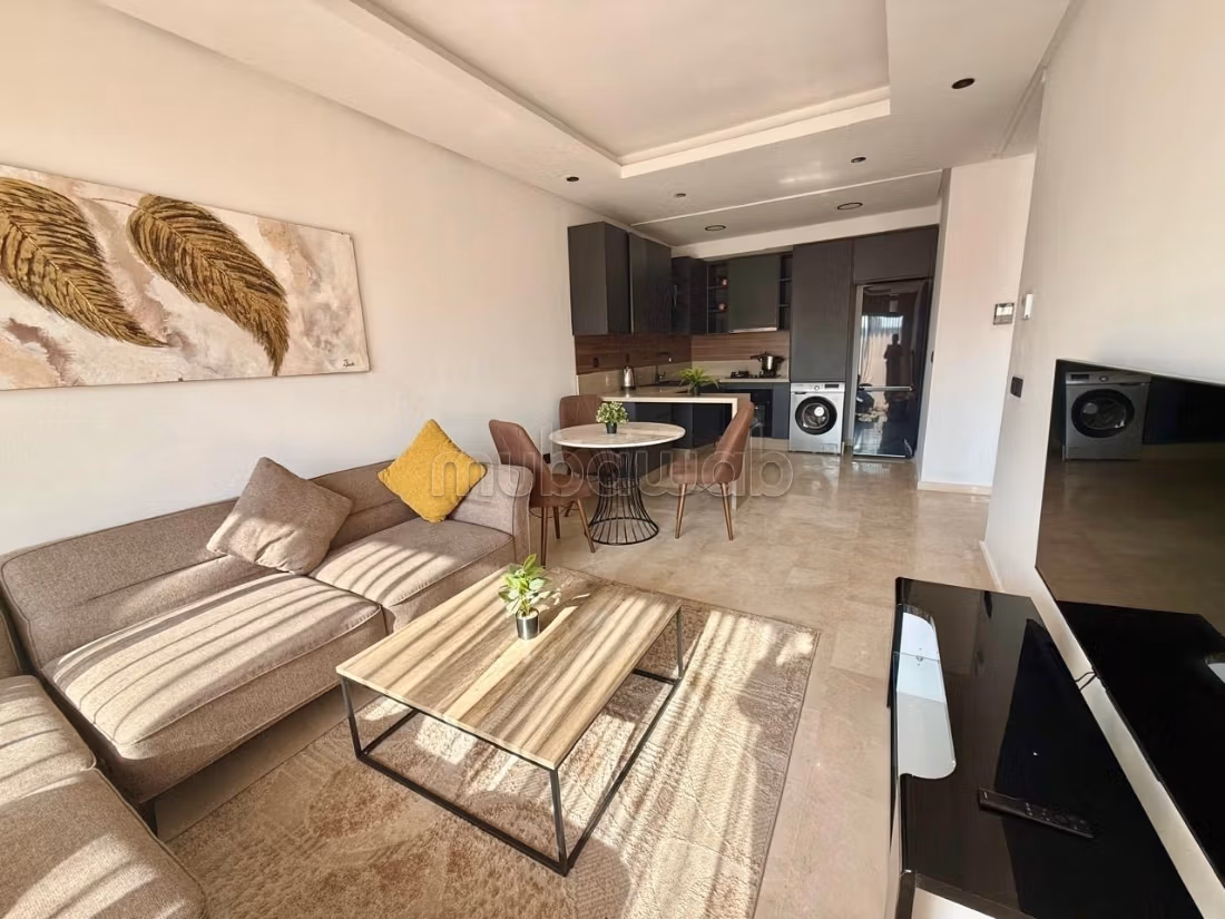 Appartement à louer à Ville Verte. 
2 pièces confortables. 
Bien meublé — 5