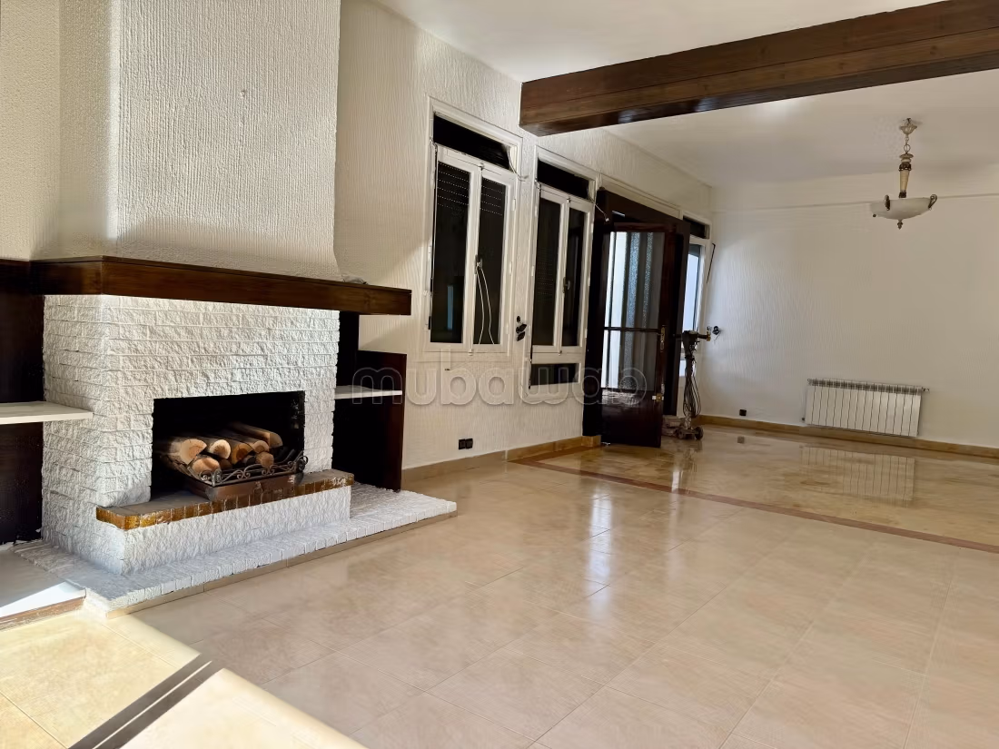 Oasis: 4 bedroom villa / 554 m2 plot / swimming pool