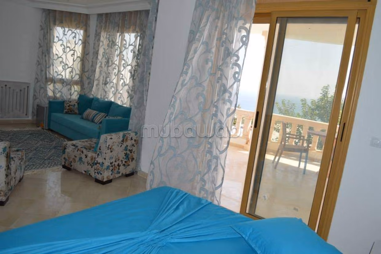 Splendide villa à vendre à La Grotte. 10 chambres. Meublé