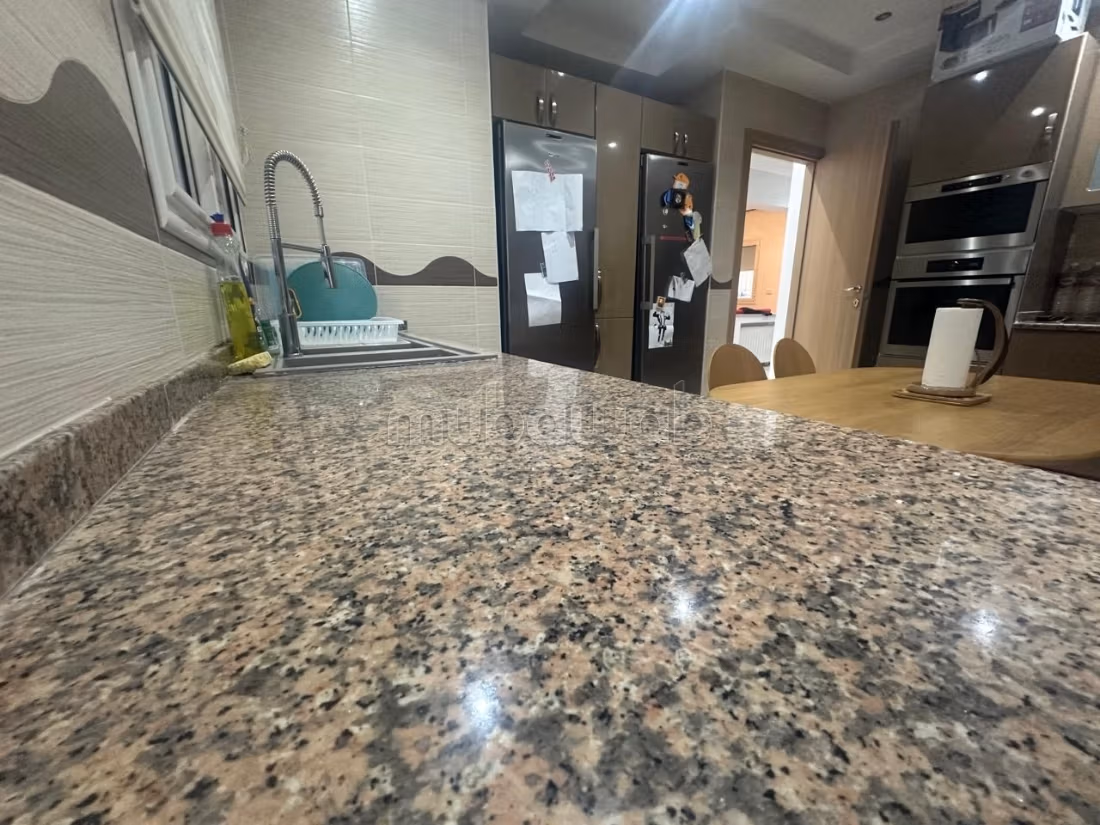 À vendre, triplex de prestige – cité salama