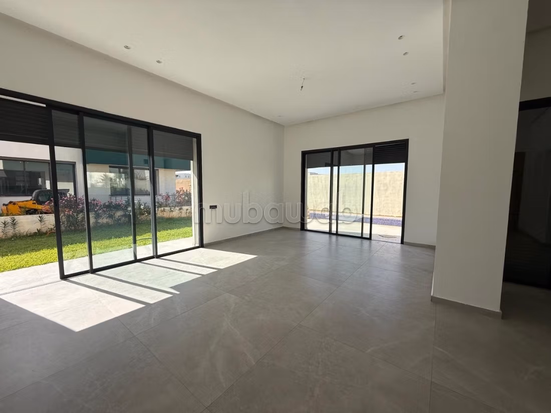New villa with pool