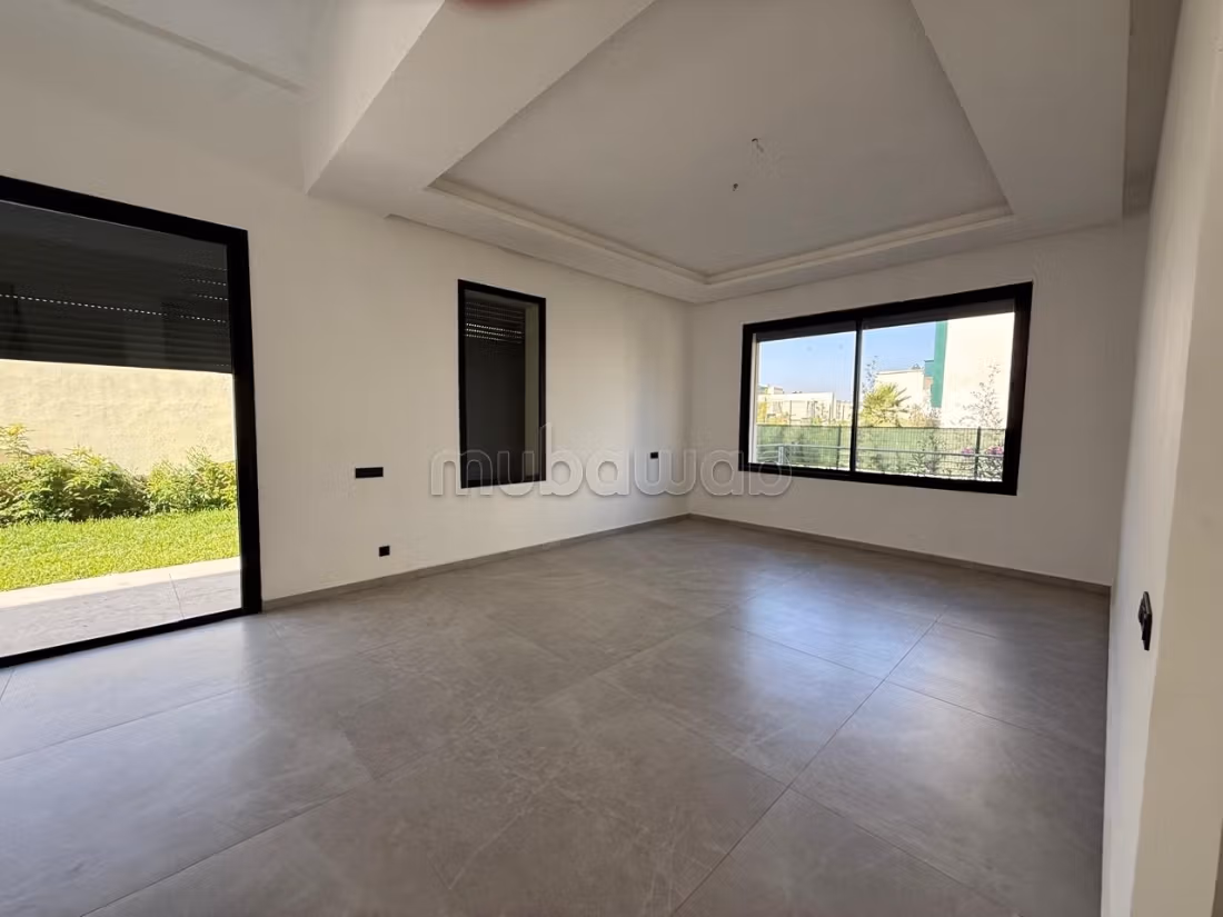 New villa with pool