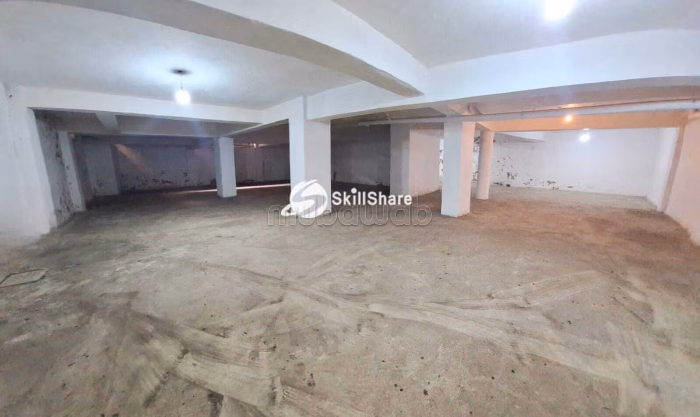Local comercial en venta en Borgoña – 366 m²