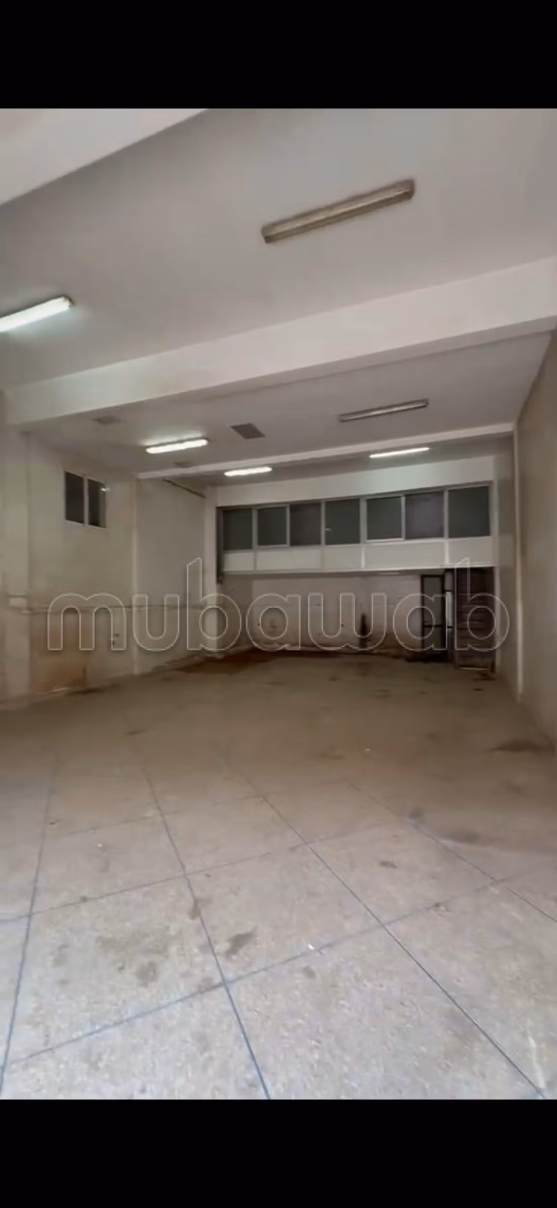 Louez ce local commercial à Route de Safi.
Surface de 190 m²