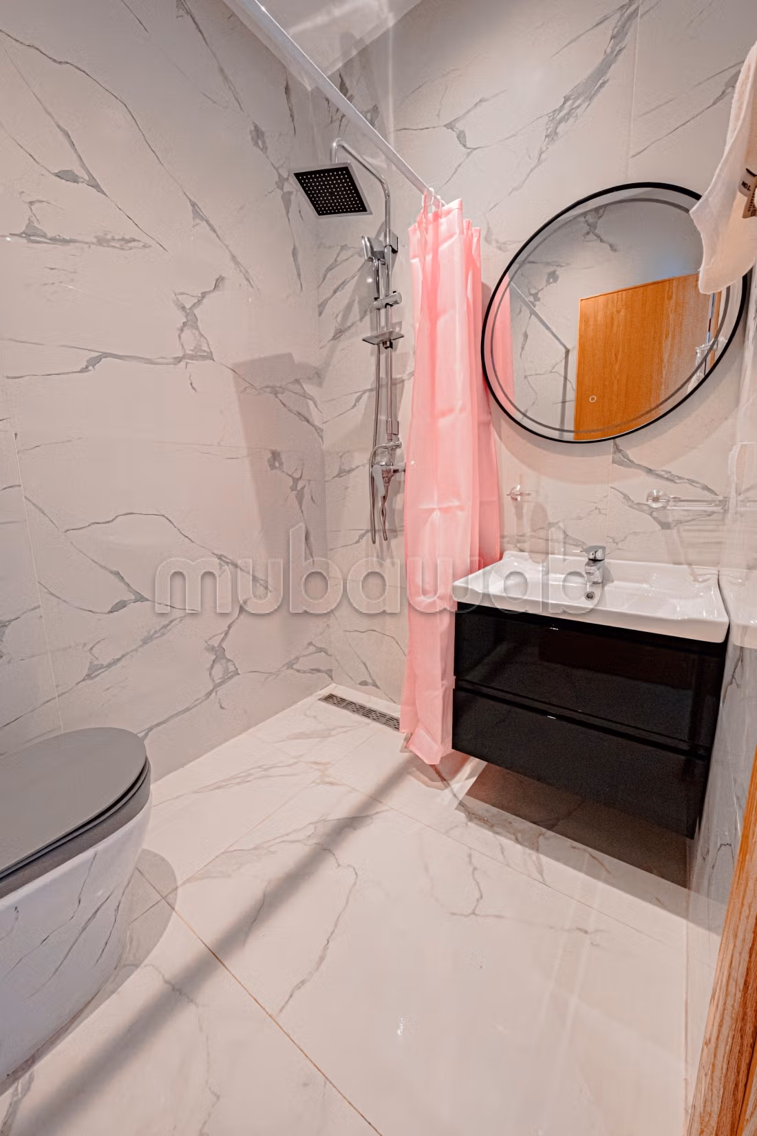 Mooie villa te koop tussen de rivieren. 5 kamers. Gemeubileerd