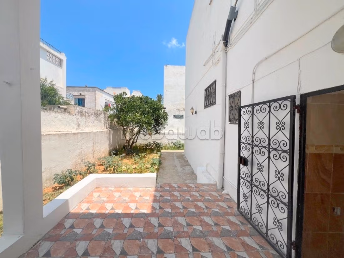 Piano terra di villa in affitto