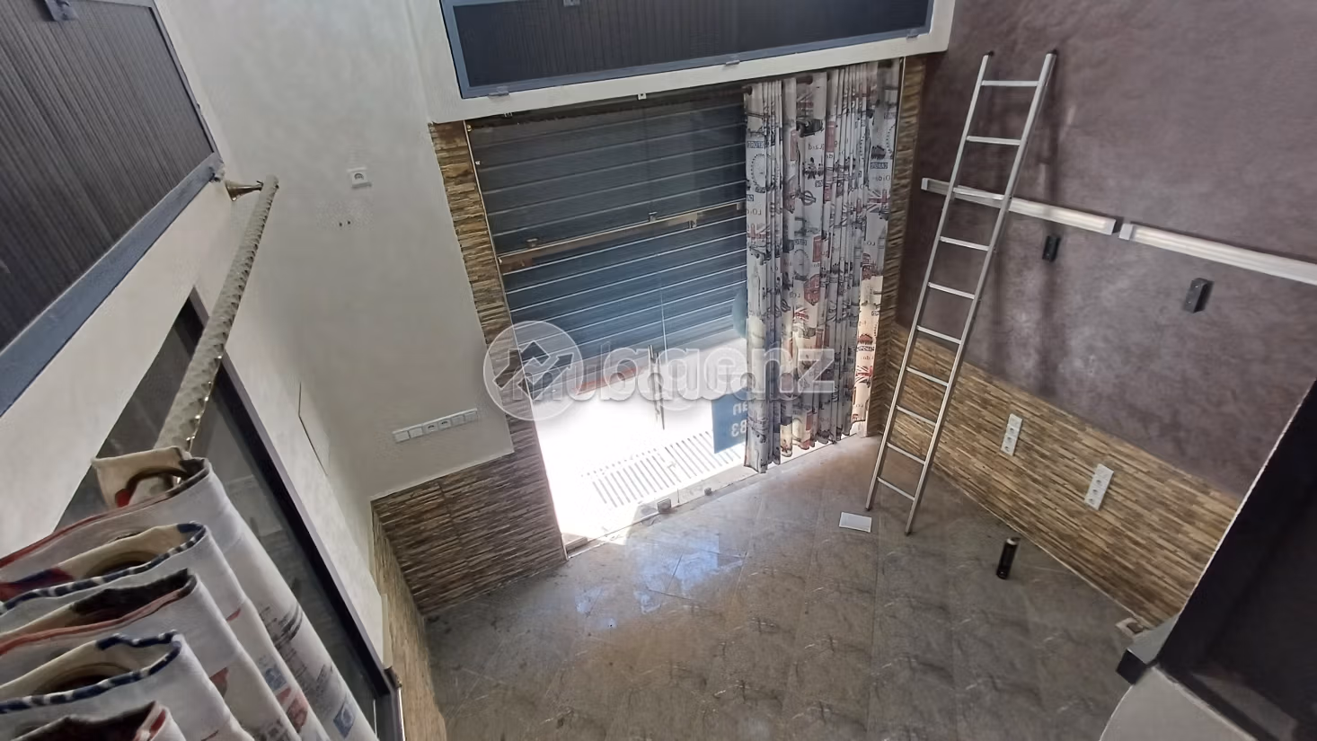 Comercio en venta 18 m² Oued Fes Fès