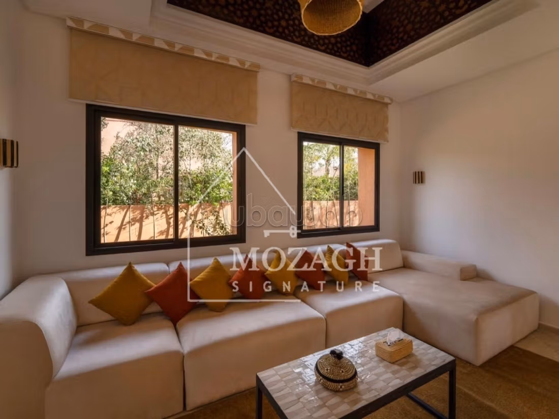 Magnificent 4-bedroom villa with heated pool
