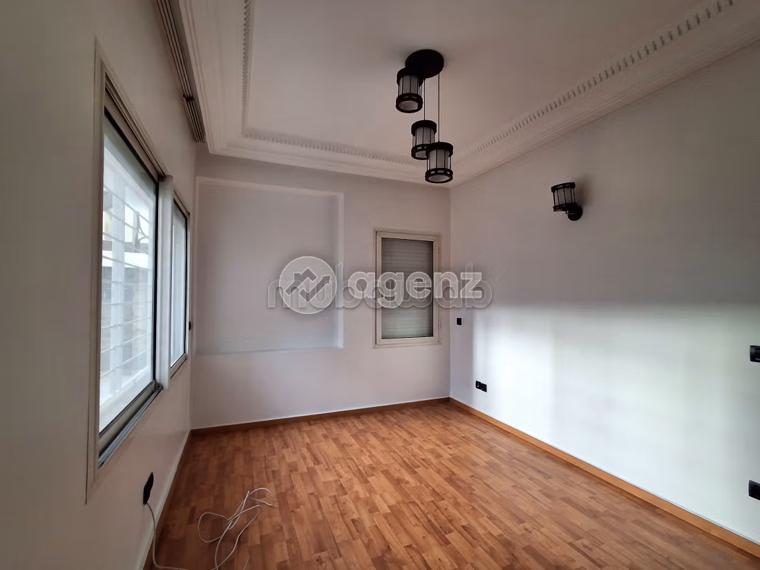 Appartement 280 m² f Racine — 7