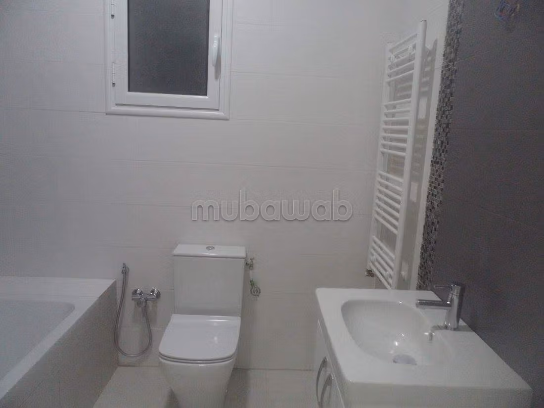 Furnished villa floor, high standing Corniche