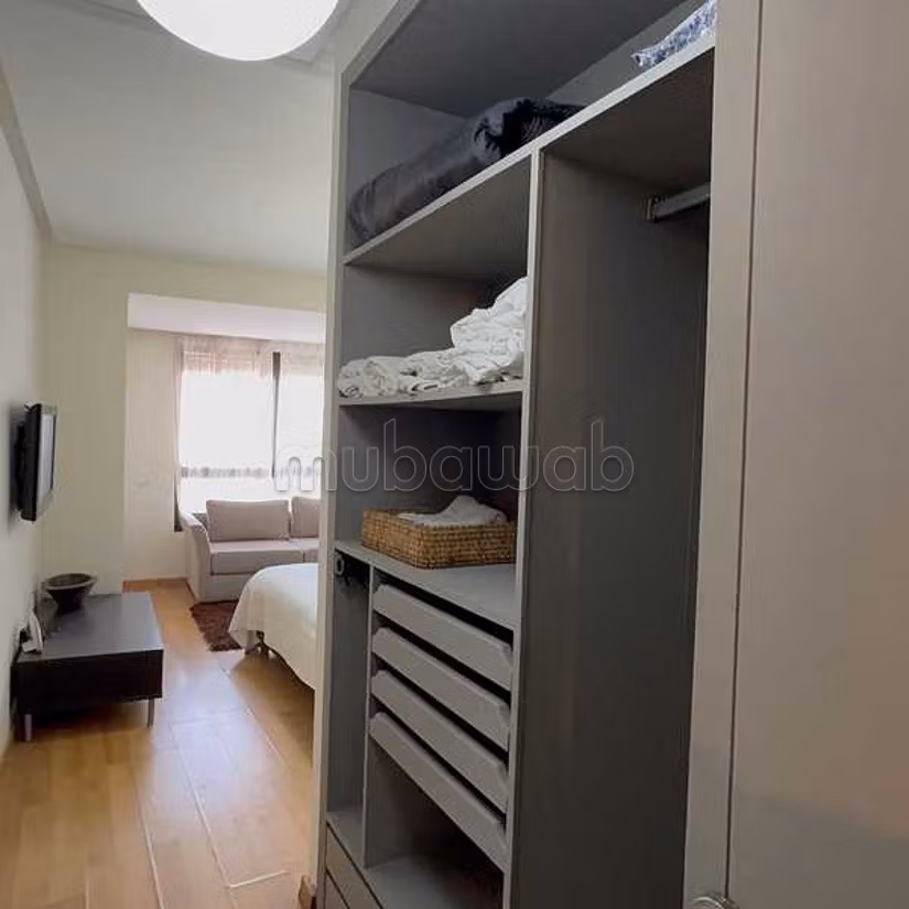 Appartement à Louer de 93.0 m² à Casablanca, Racine