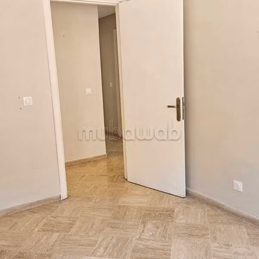 Appartamento in Affitto di 103,0 m² a Casablanca, Burger