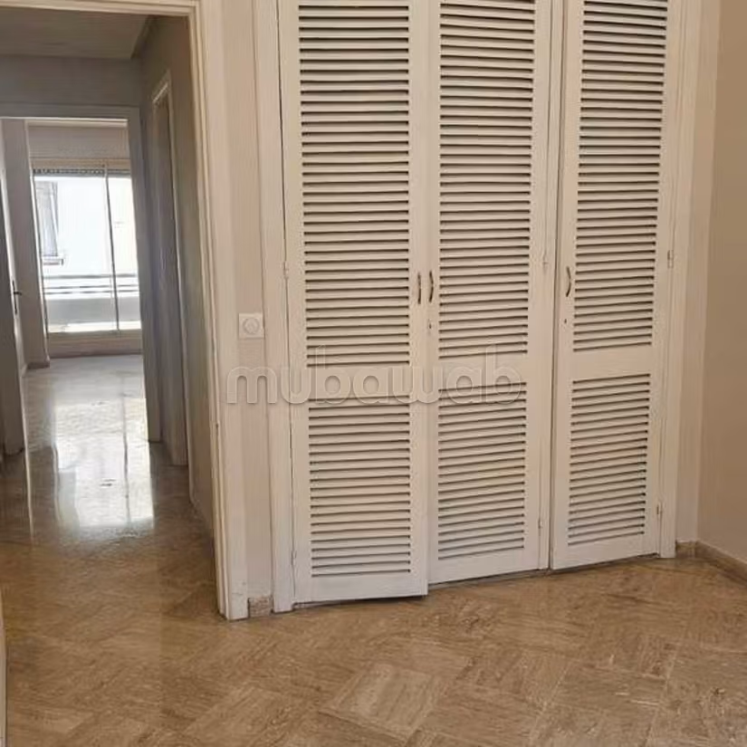 Appartamento in Affitto di 103,0 m² a Casablanca, Burger