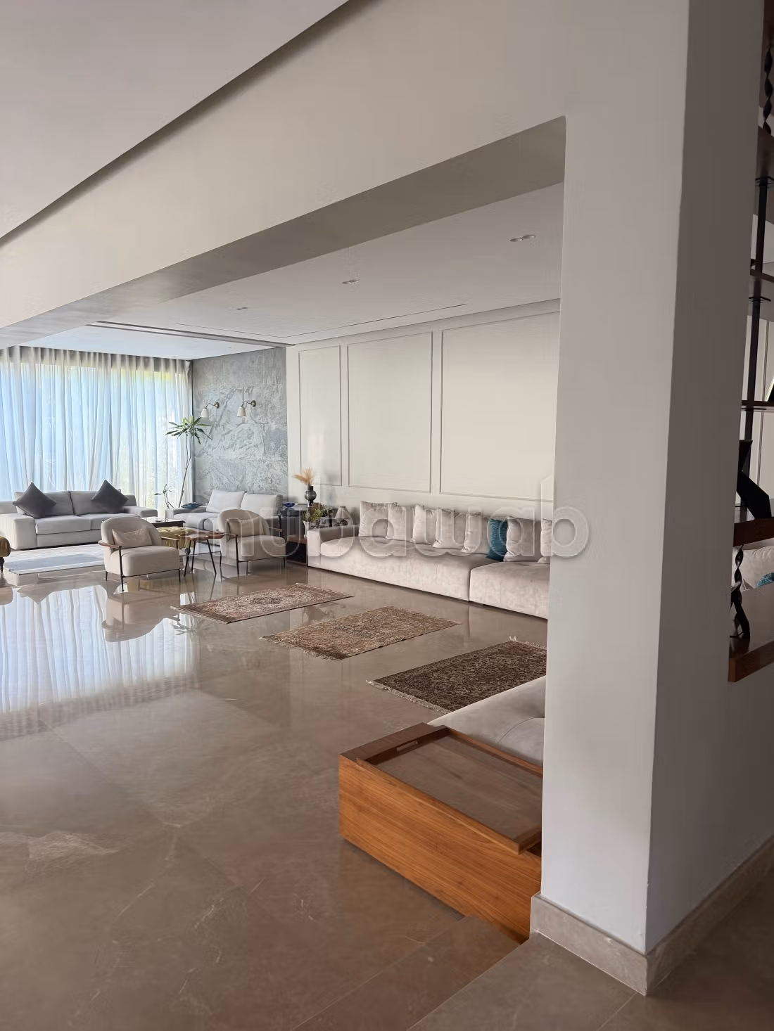 Magnifica villa con piscina di 700m a California