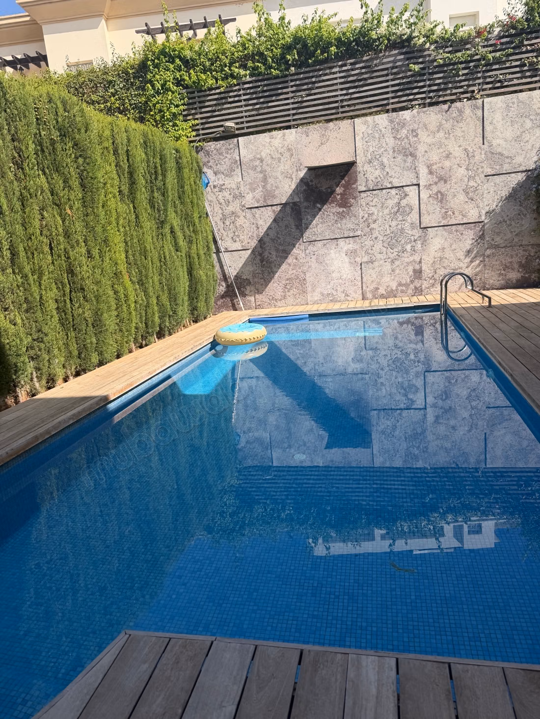 Magnifieke villa met zwembad van 700 m' in Californië