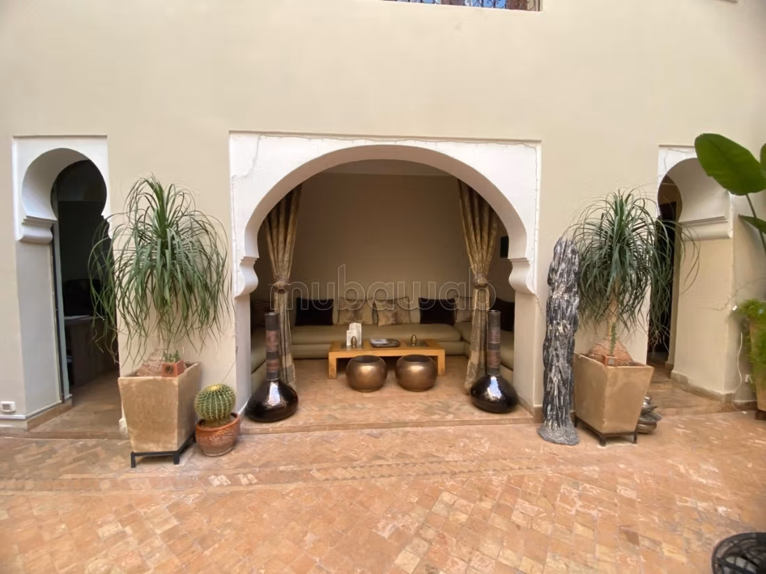 Vente riad maison d’hote titree a quartier azbezte
