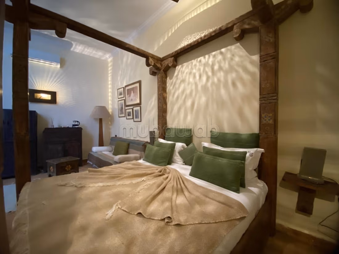 Vente riad maison d’hote titree a quartier azbezte